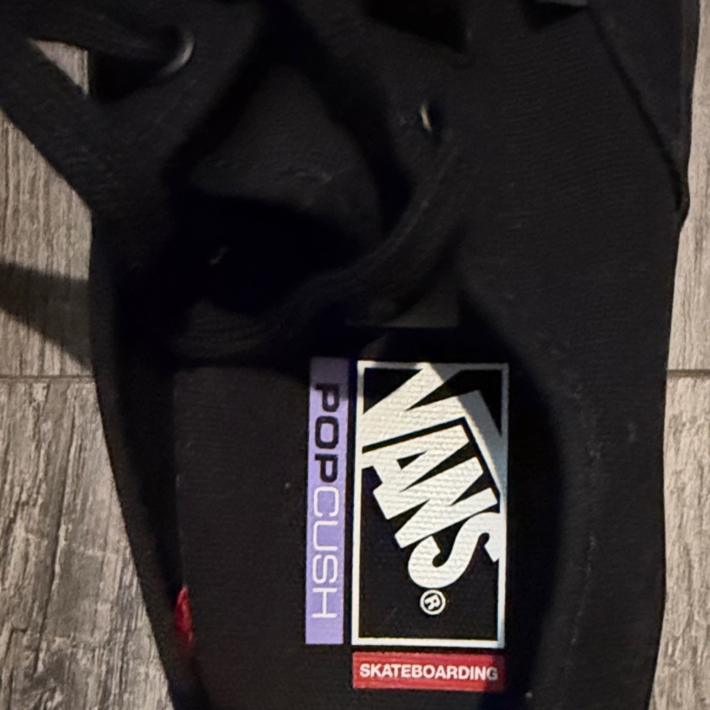 Classic Vans Black Canvas Sneakers (never used) - Picture 6 of 6